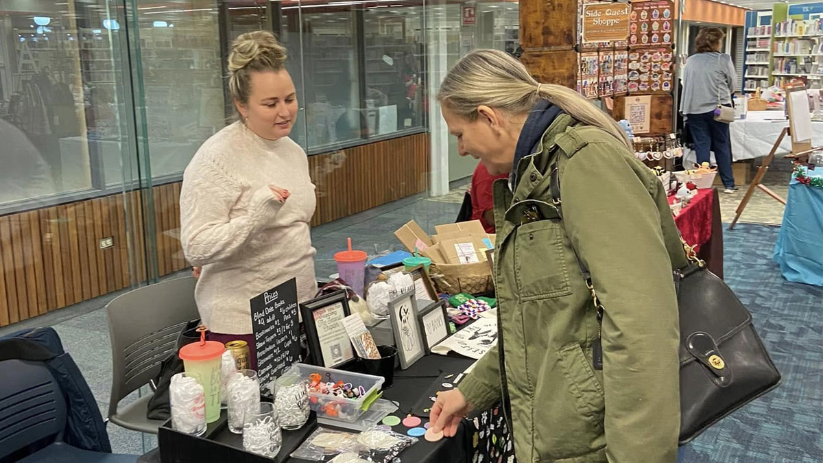 Kris Kringle Artist Market in Waukegan